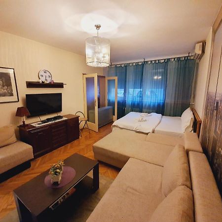 Central Park Studio Apartment Белград Екстериор снимка