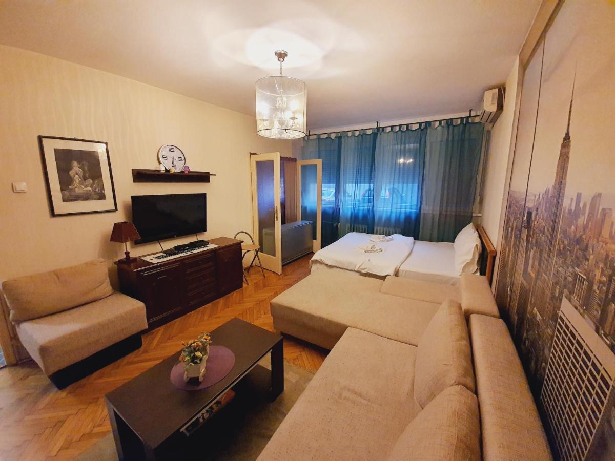 Central Park Studio Apartment Белград Екстериор снимка
