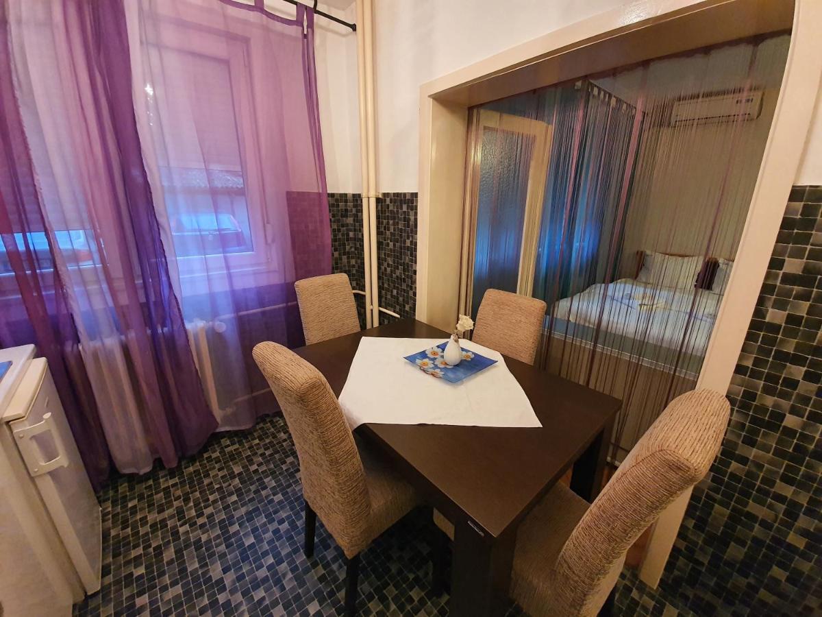 Central Park Studio Apartment Белград Екстериор снимка